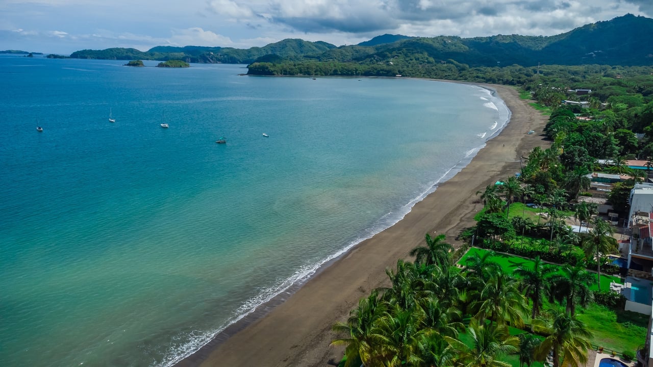 Surfside Lot L16 | Buildable Homesite Near the Beach in Surfside, Playa Potrero