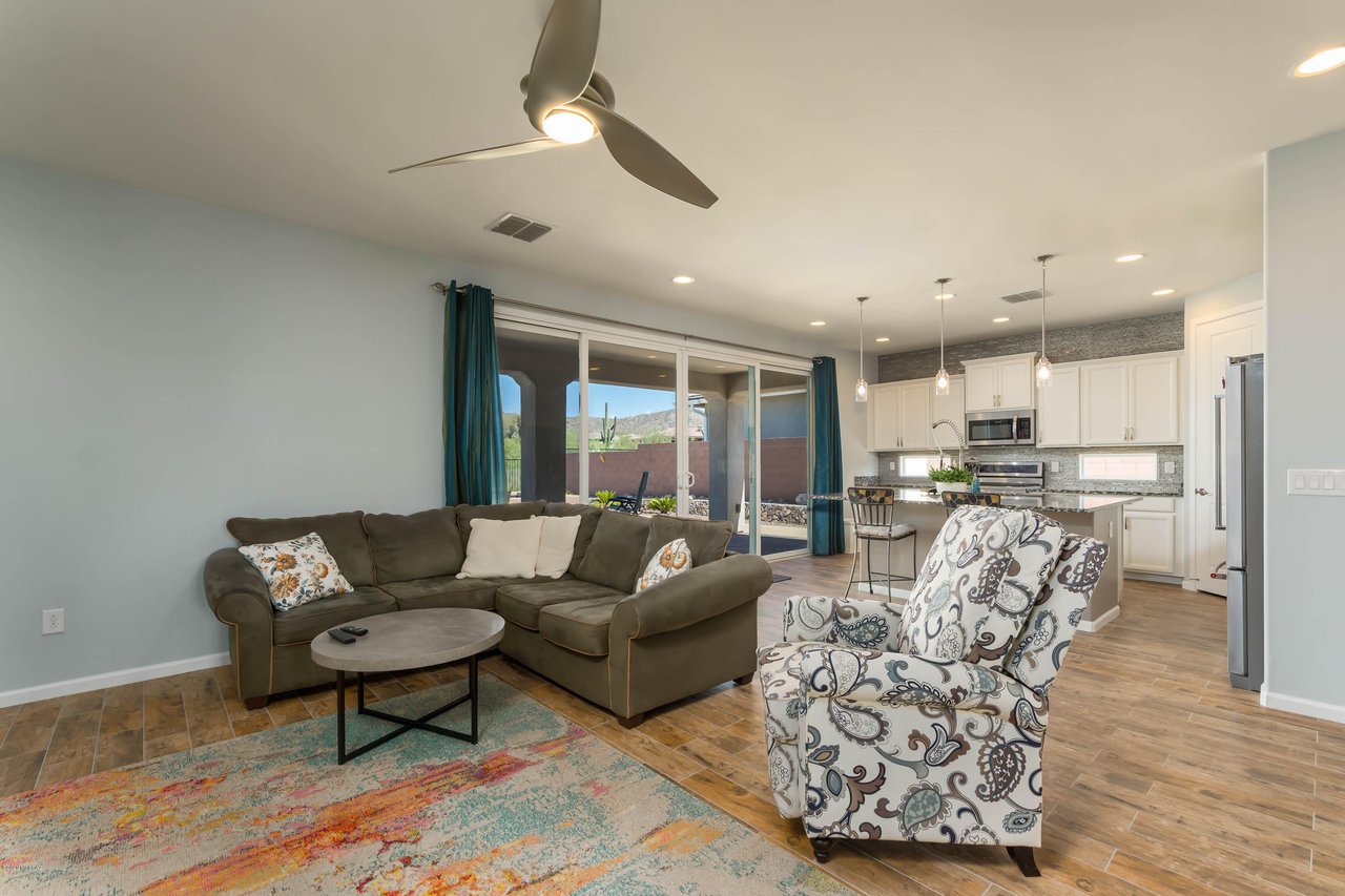7250 W Secret Bluff Pass
