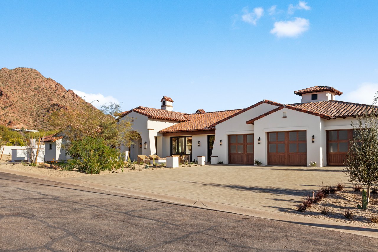 4605 E ROCKRIDGE Road