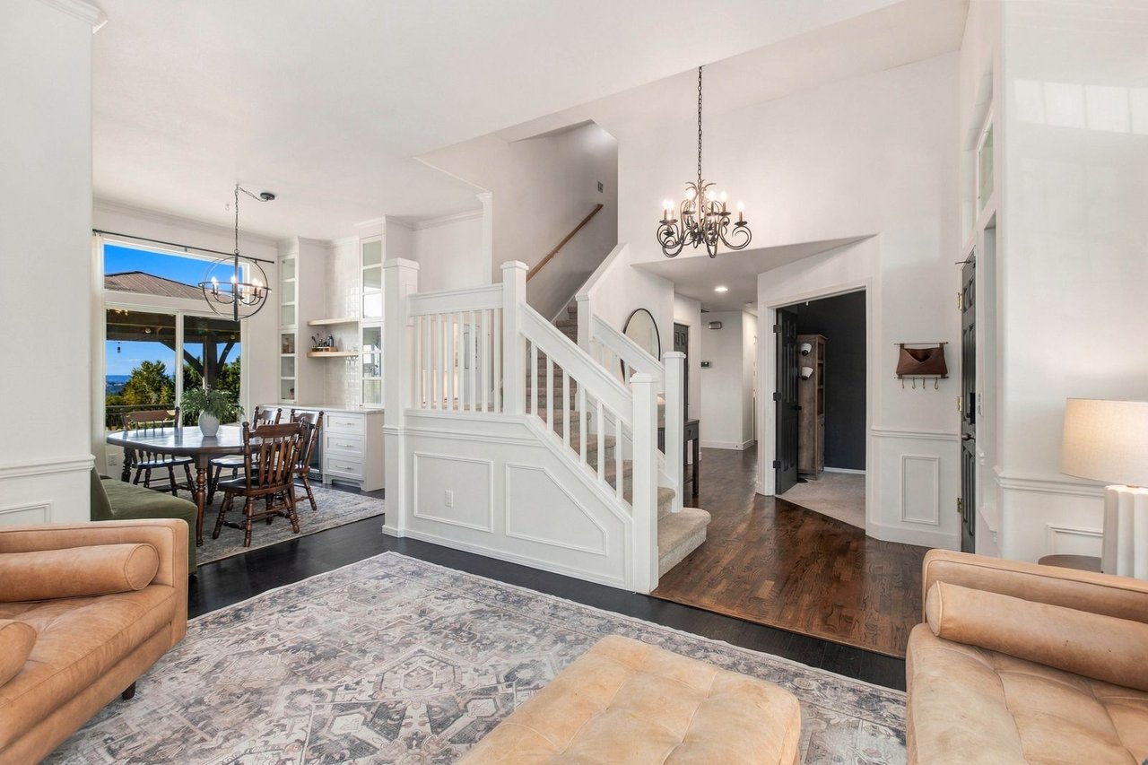 Sky Island Lifestyle Sweeping Valley Views