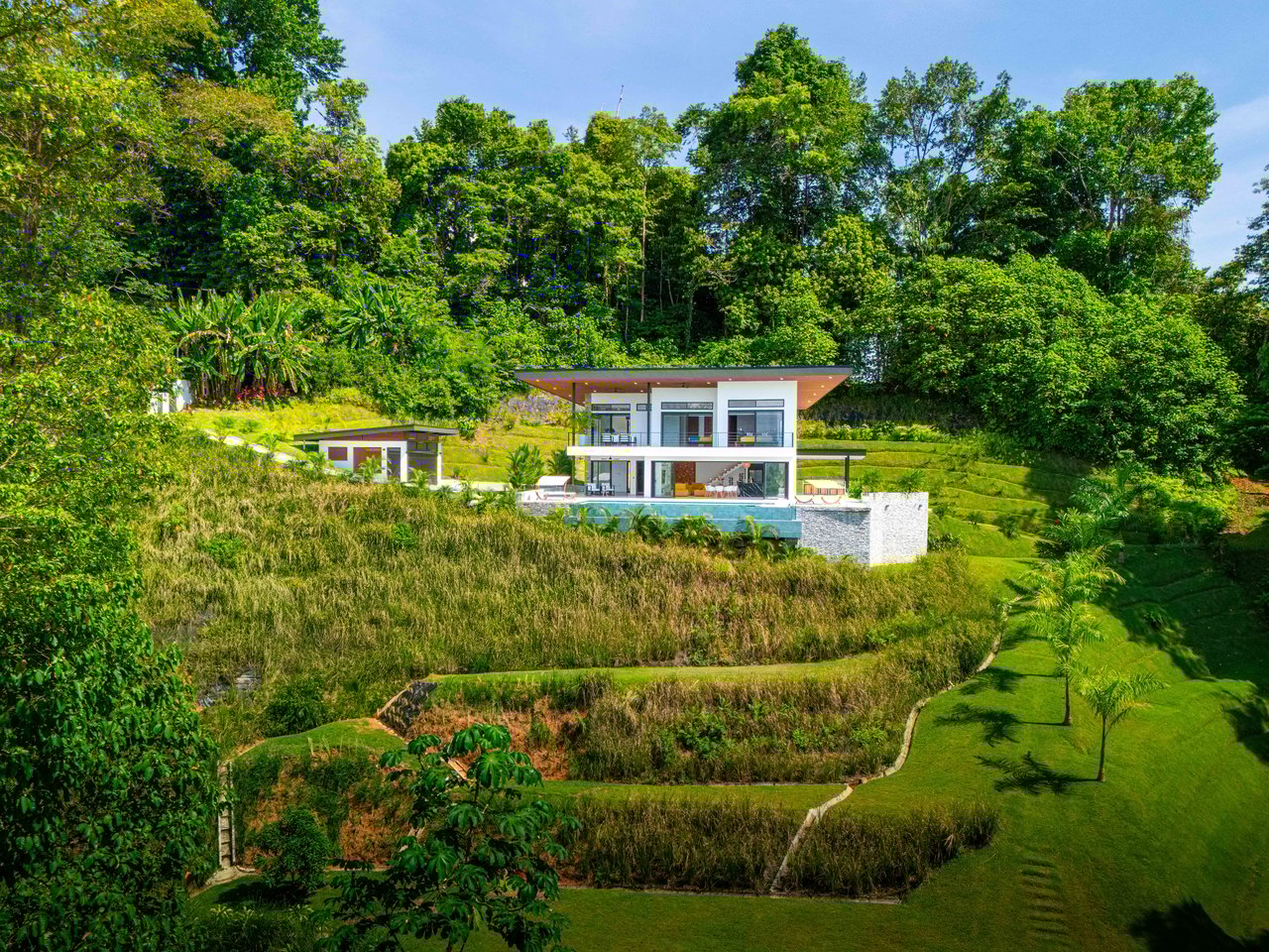 Luxury 4-Bed Home with Ocean & Jungle Views in Ojochal