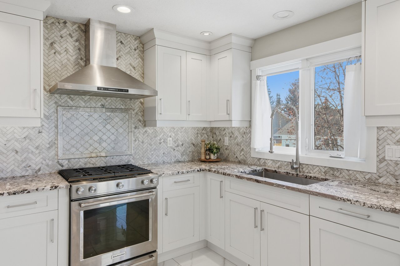 88 Woodfield Crescent SW