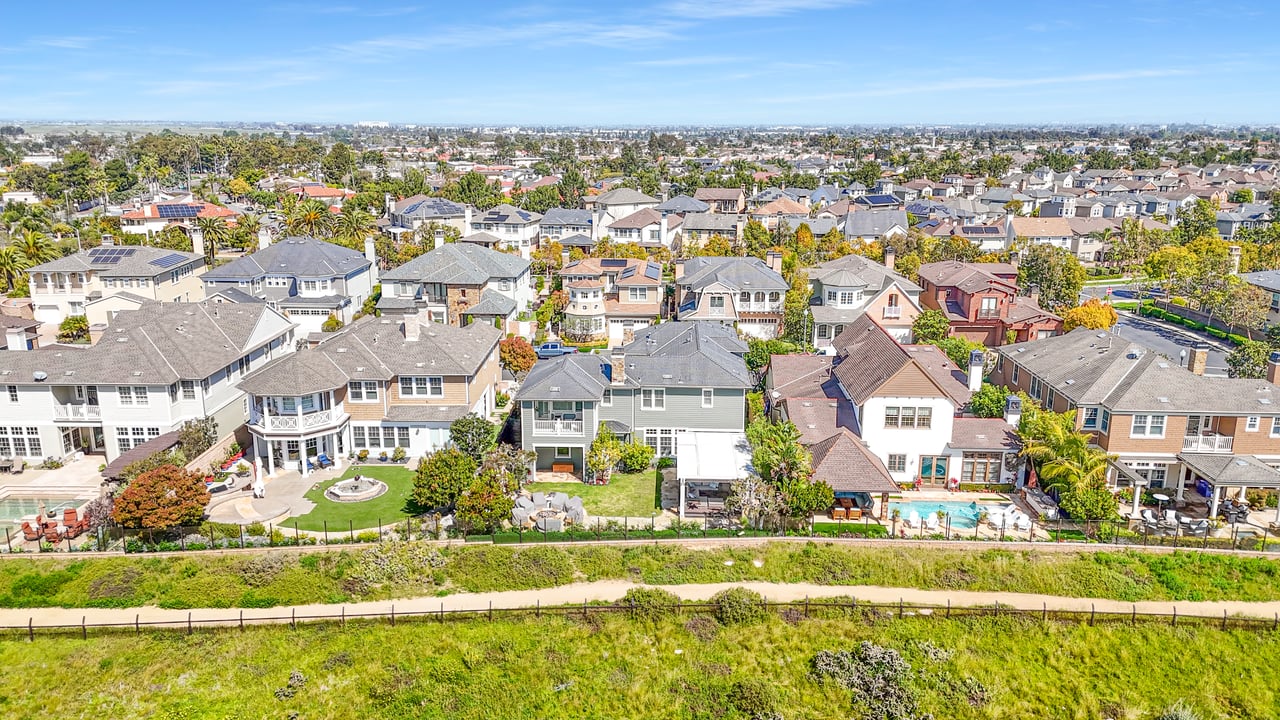 4492 Oceanridge Dr, Huntington Beach