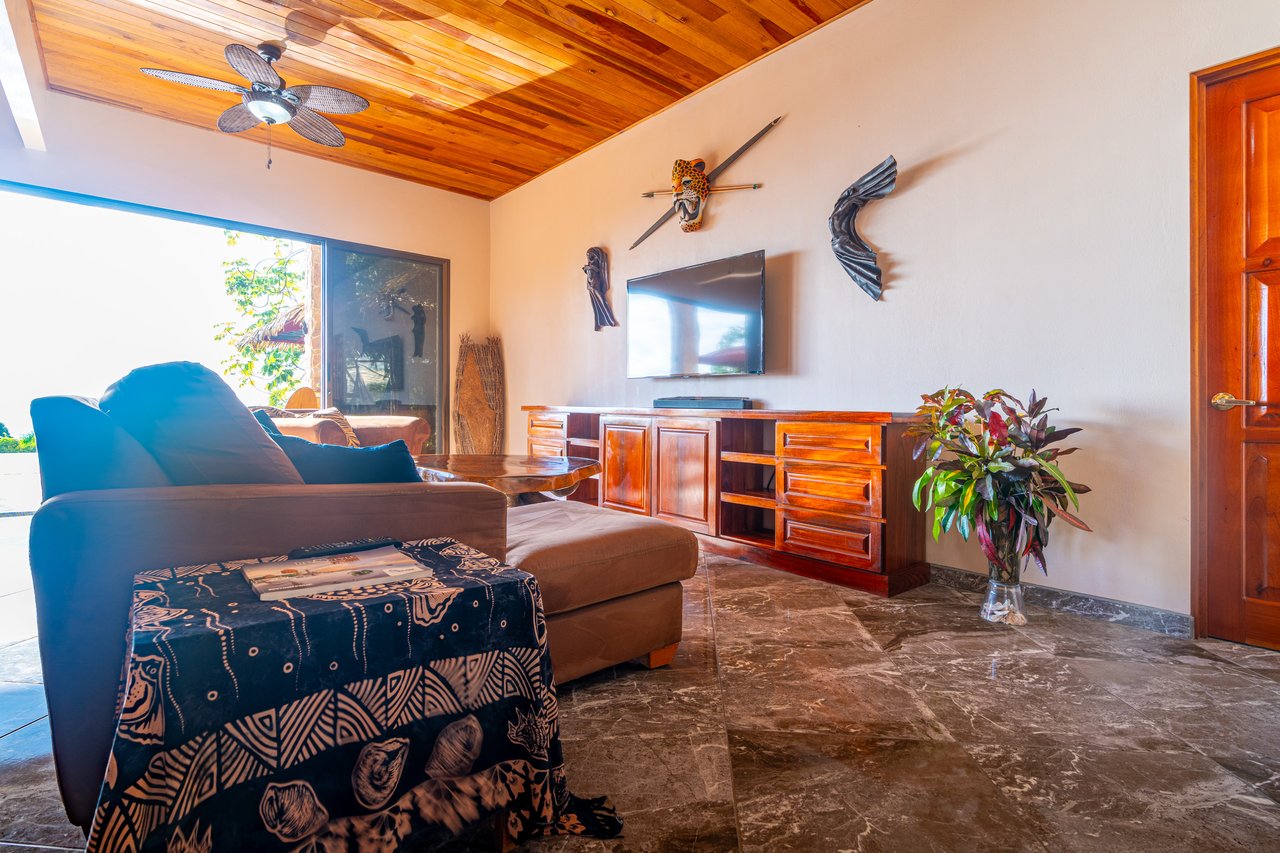 Castillo Puesta del Sol, Escalares - 