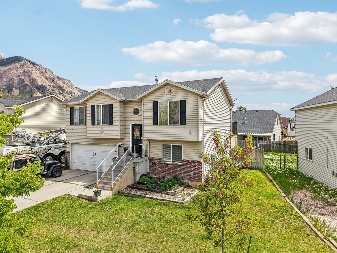 517 E Canyon View Dr