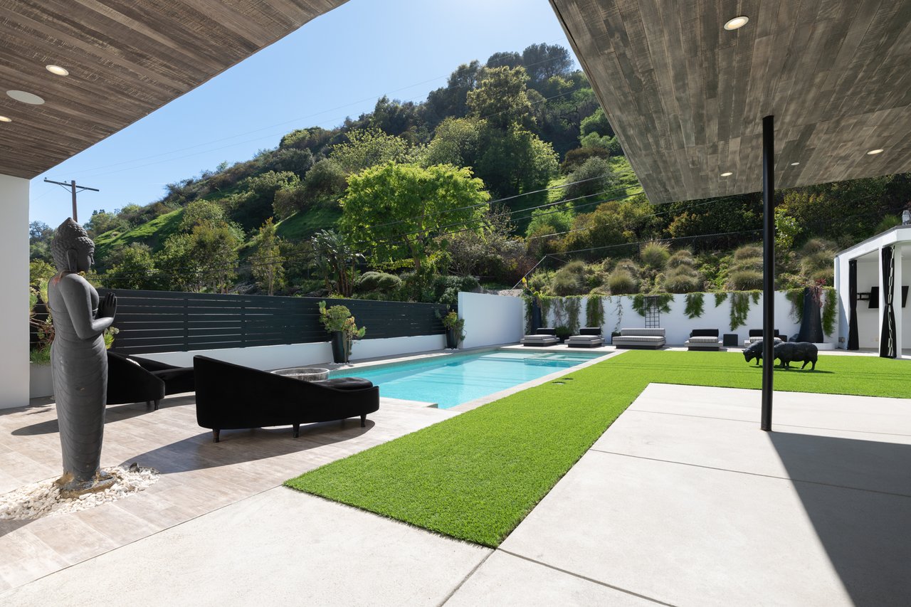 1619 San Ysidro Dr, Beverly Hills