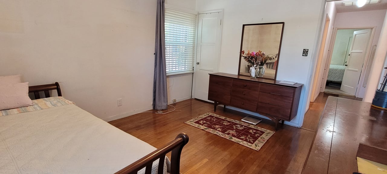 4 Units in Los Angeles