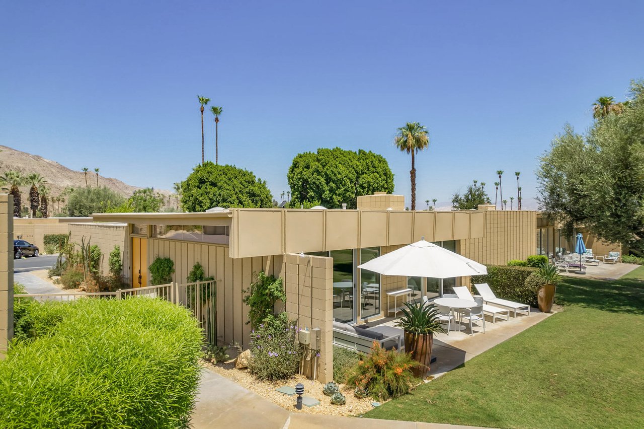 The Sandpiper House