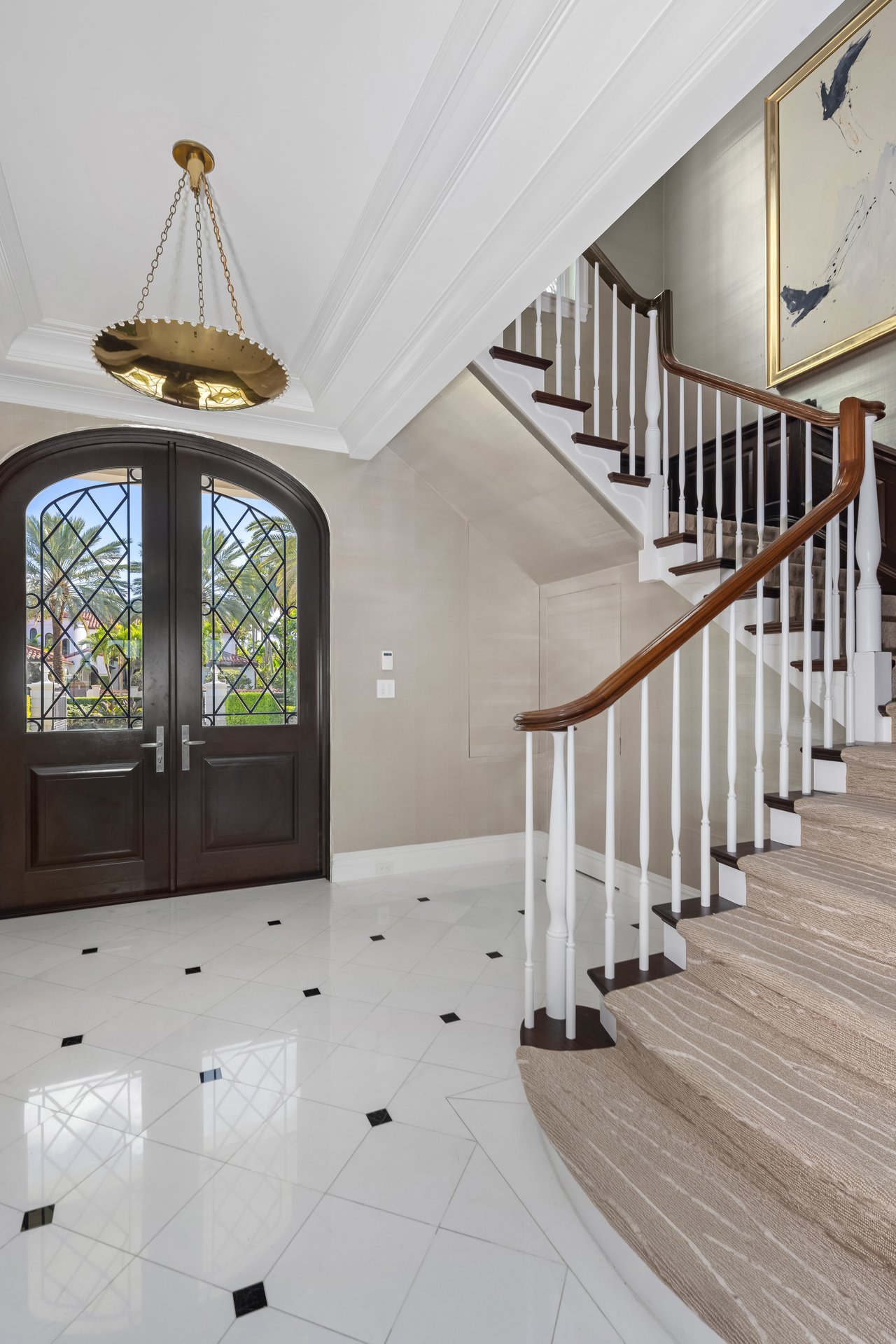 Georgian Waterfront Mansion on Everglades Island