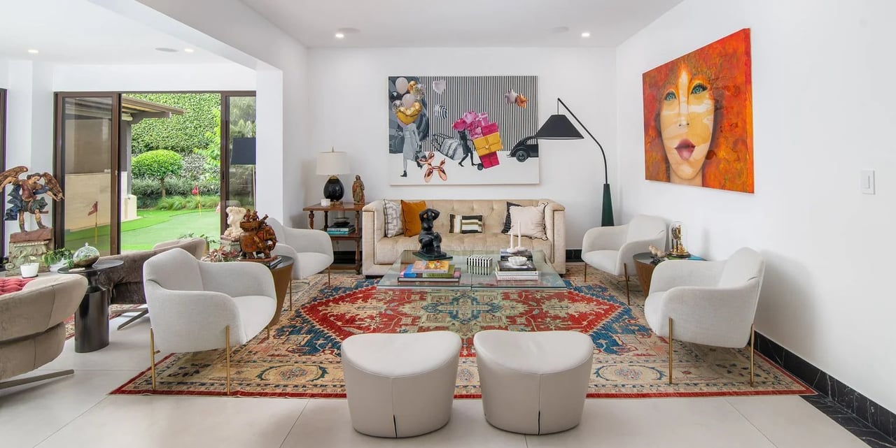Renovated Pool Estate, Escazu, San Jose