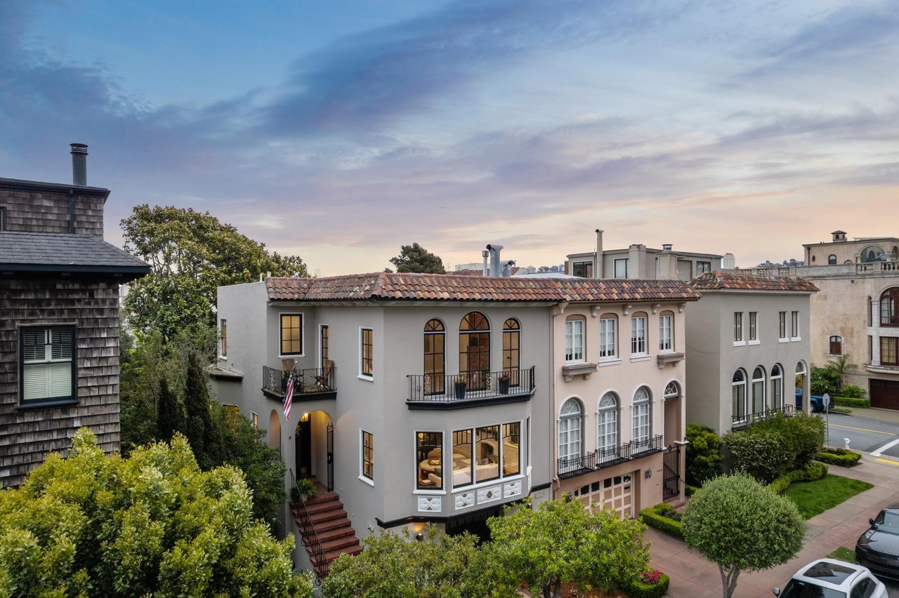 3520 Baker Street