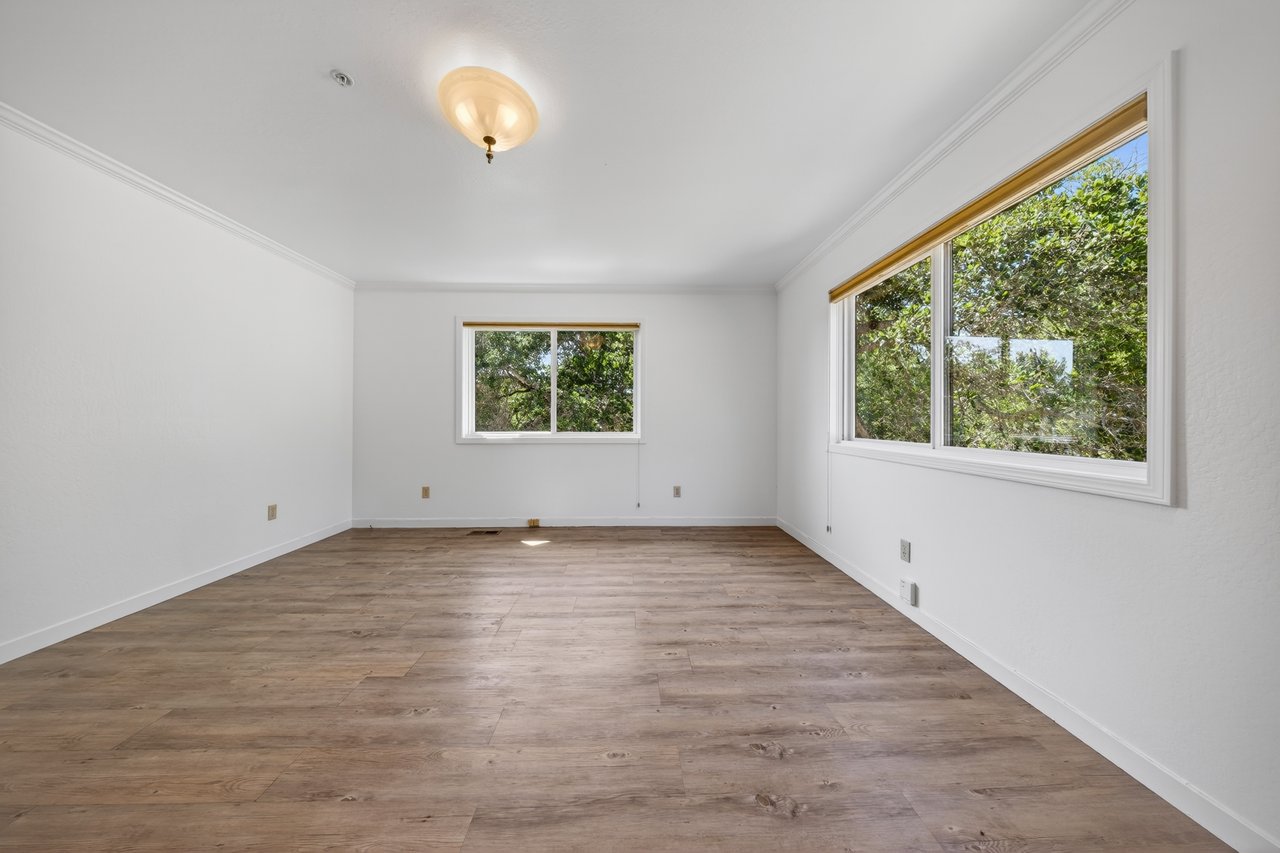 Expansive & Private Novato Estate