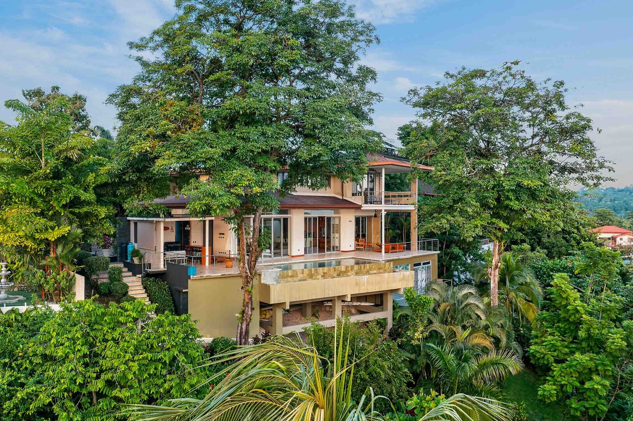 Luxury Ocean View Home