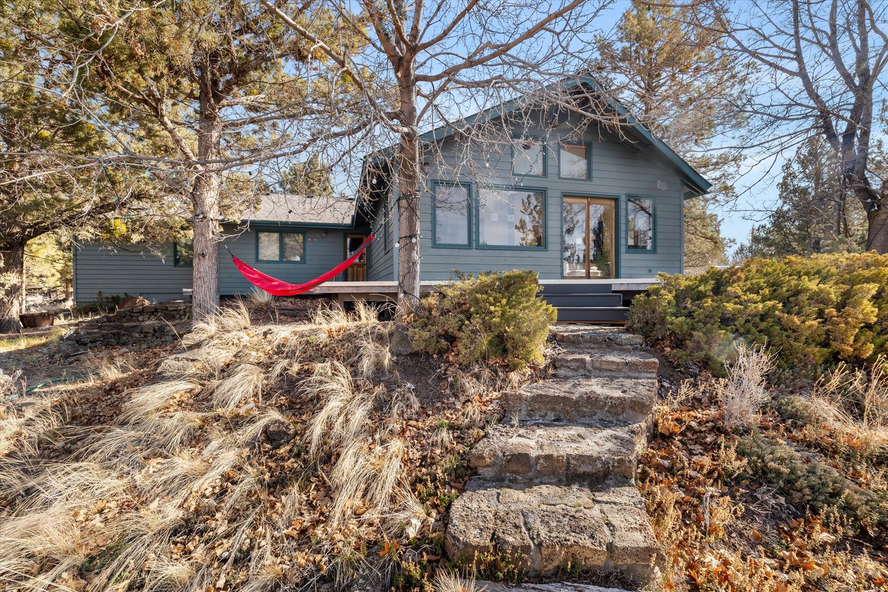 63545 Deschutes Market