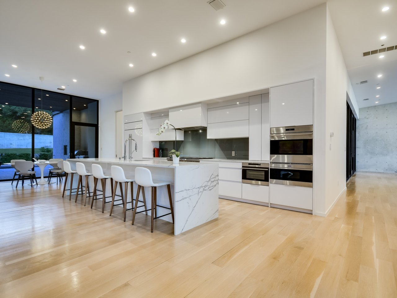 Private, Modern Masterpiece
