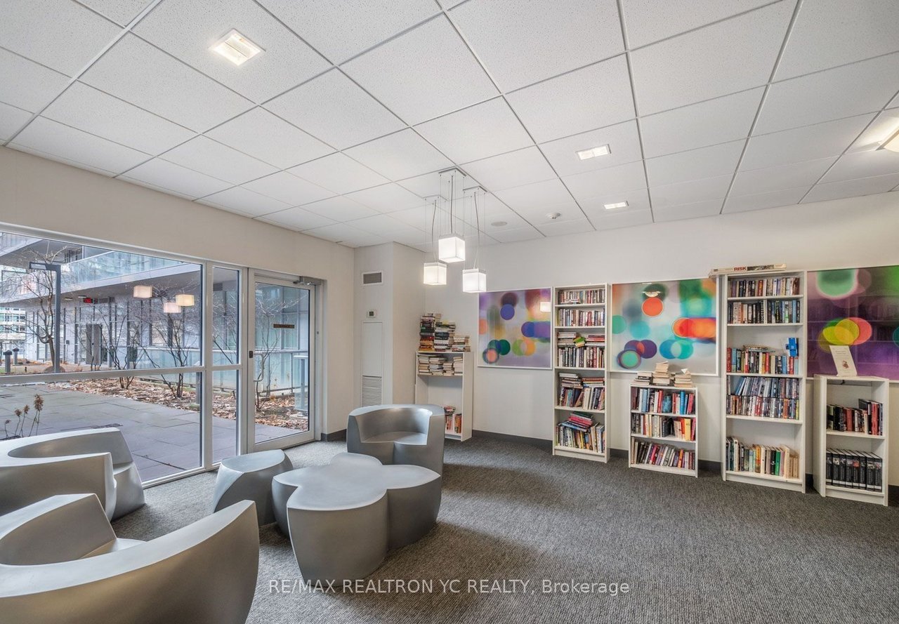 A GEM IN THE HEART OF DOWNTOWN 