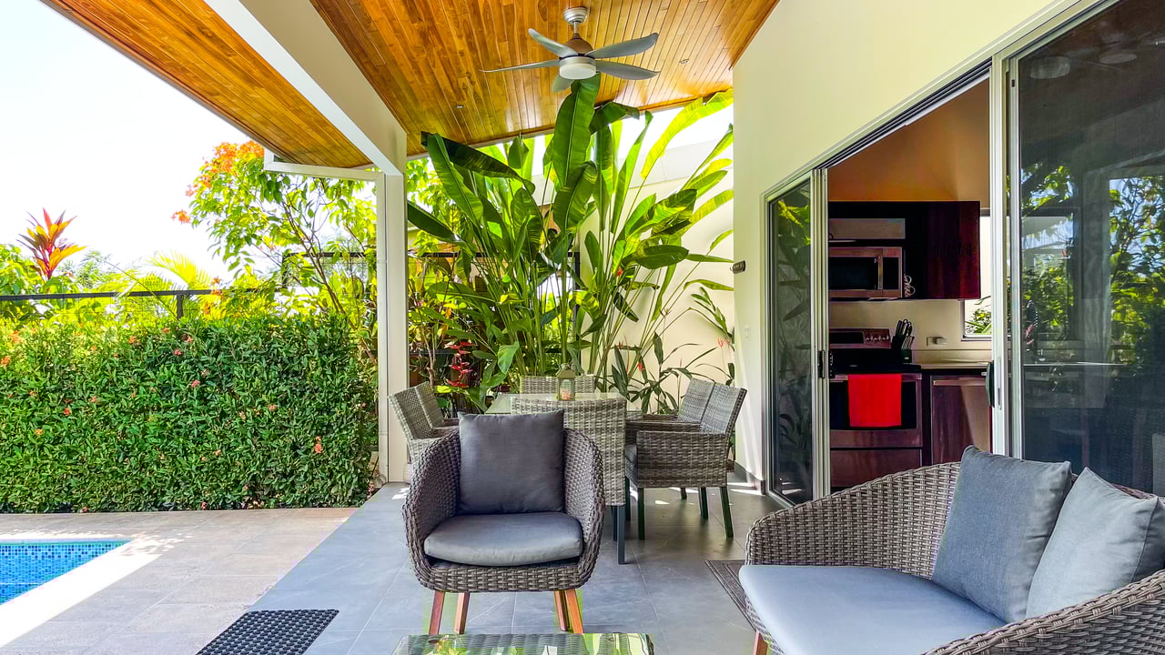 Gorgeous 2 Bedroom Villa with Mountain View
