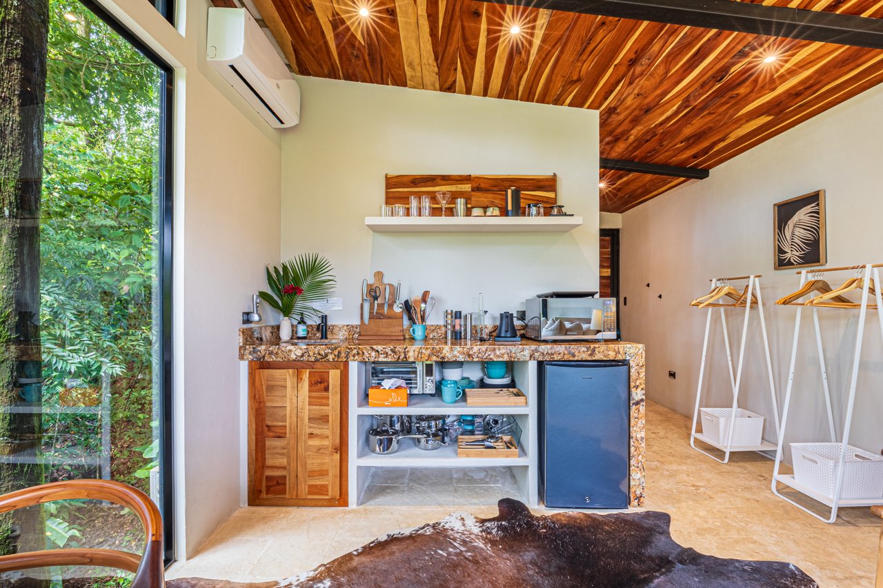 La Sombra Villas, Where Nature Meets Comfort in Tinamates!