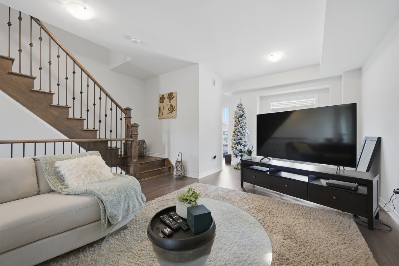 Waterdown Townhome