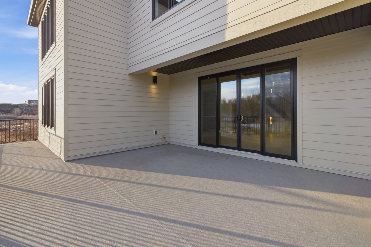 192 Creekstone Hill SW