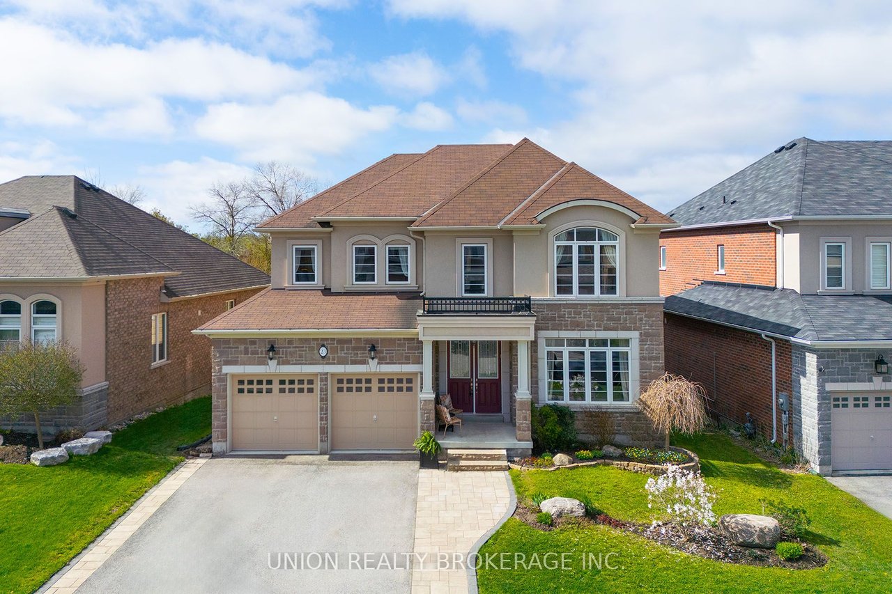 23 Manor Forest Rd