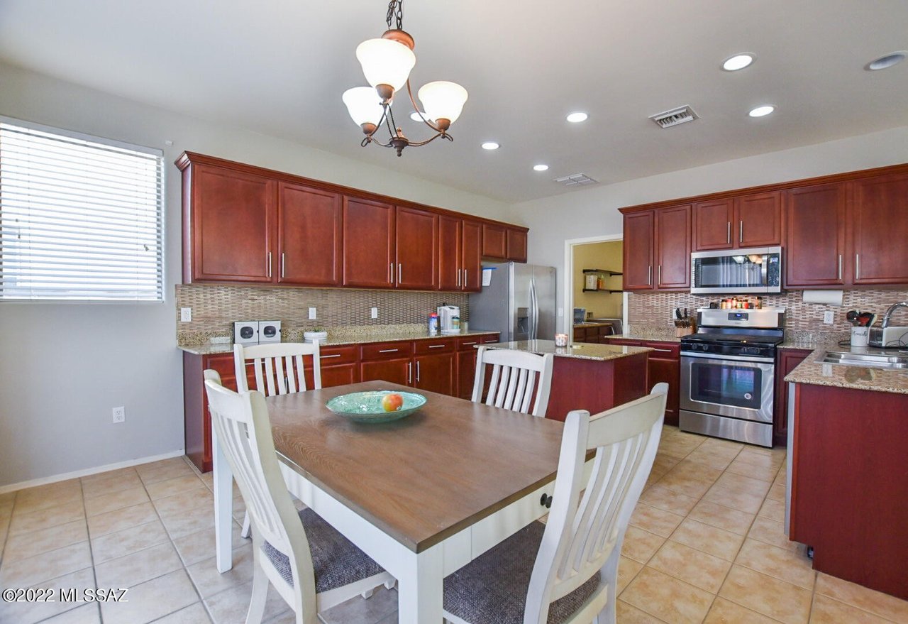 12963 Westminster Dr