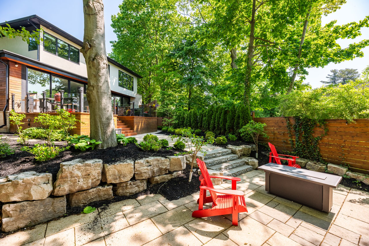 1388 Acton Crescent