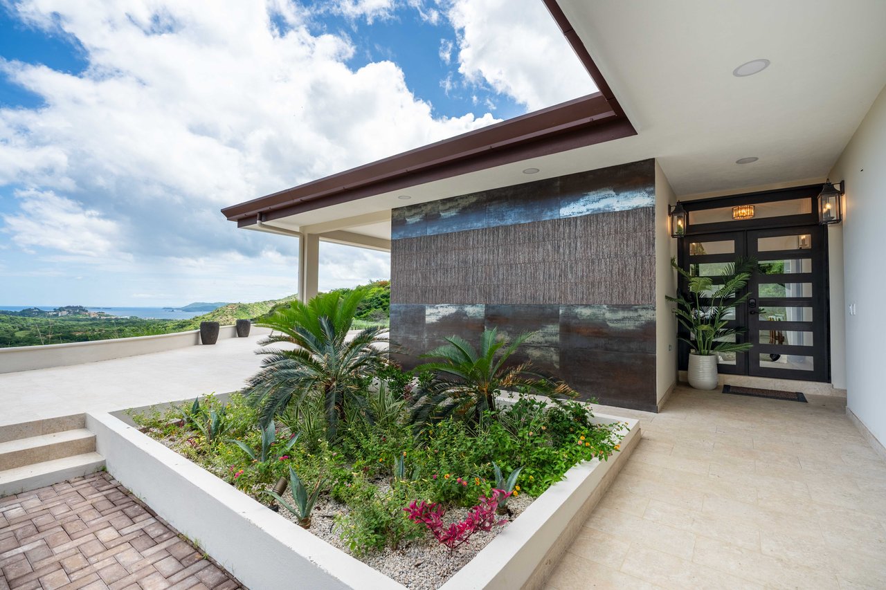 Villa Vista Serena, La Jolla Q | Ocean-View Luxury Home in Mar Vista, Playa Flamingo