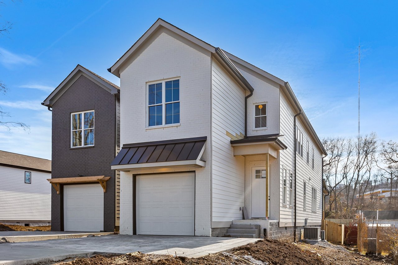 Charlotte Park Multi-Unit Residential