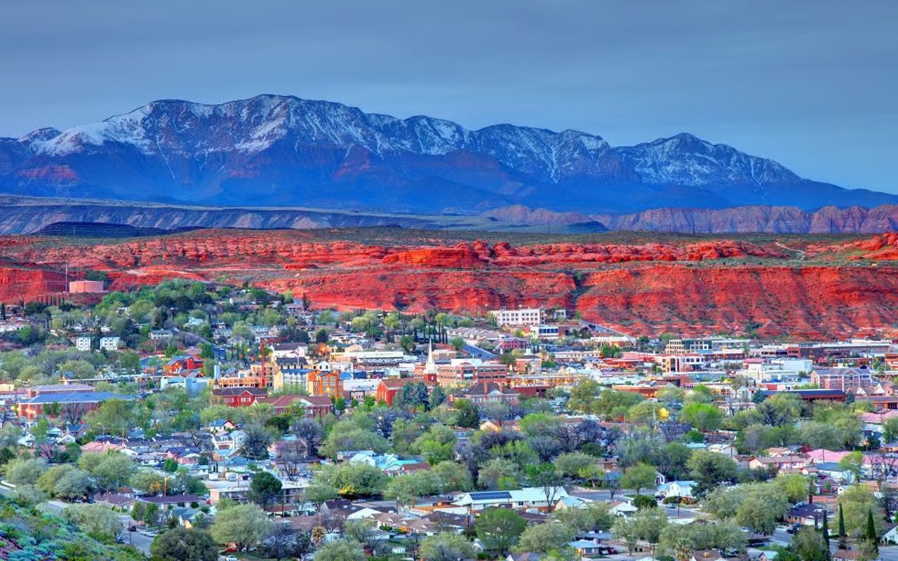 The Best Place to Buy a Luxury Vacation Home in the U.S.