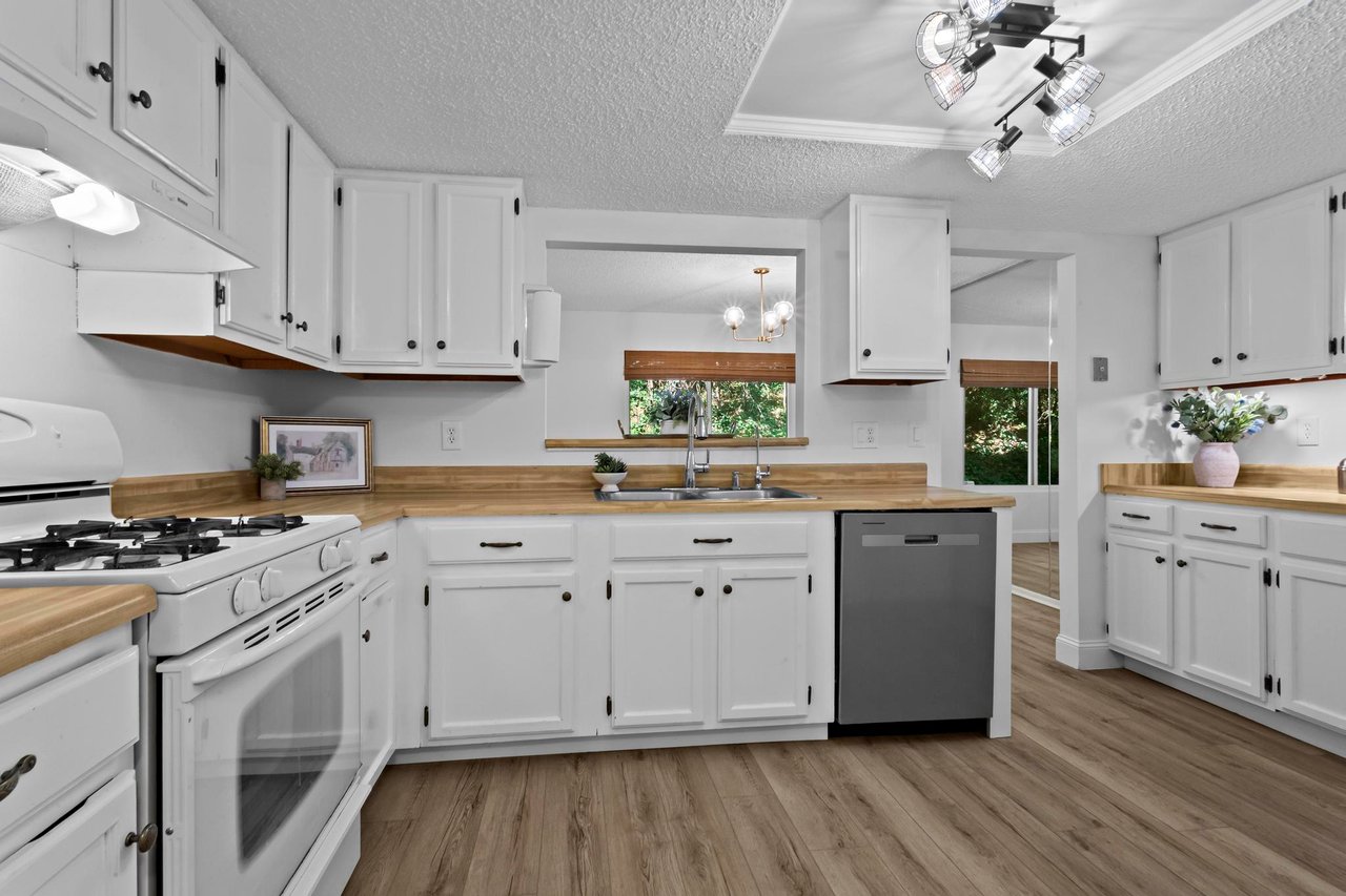 37 Muncy Court SE Update Condominium 