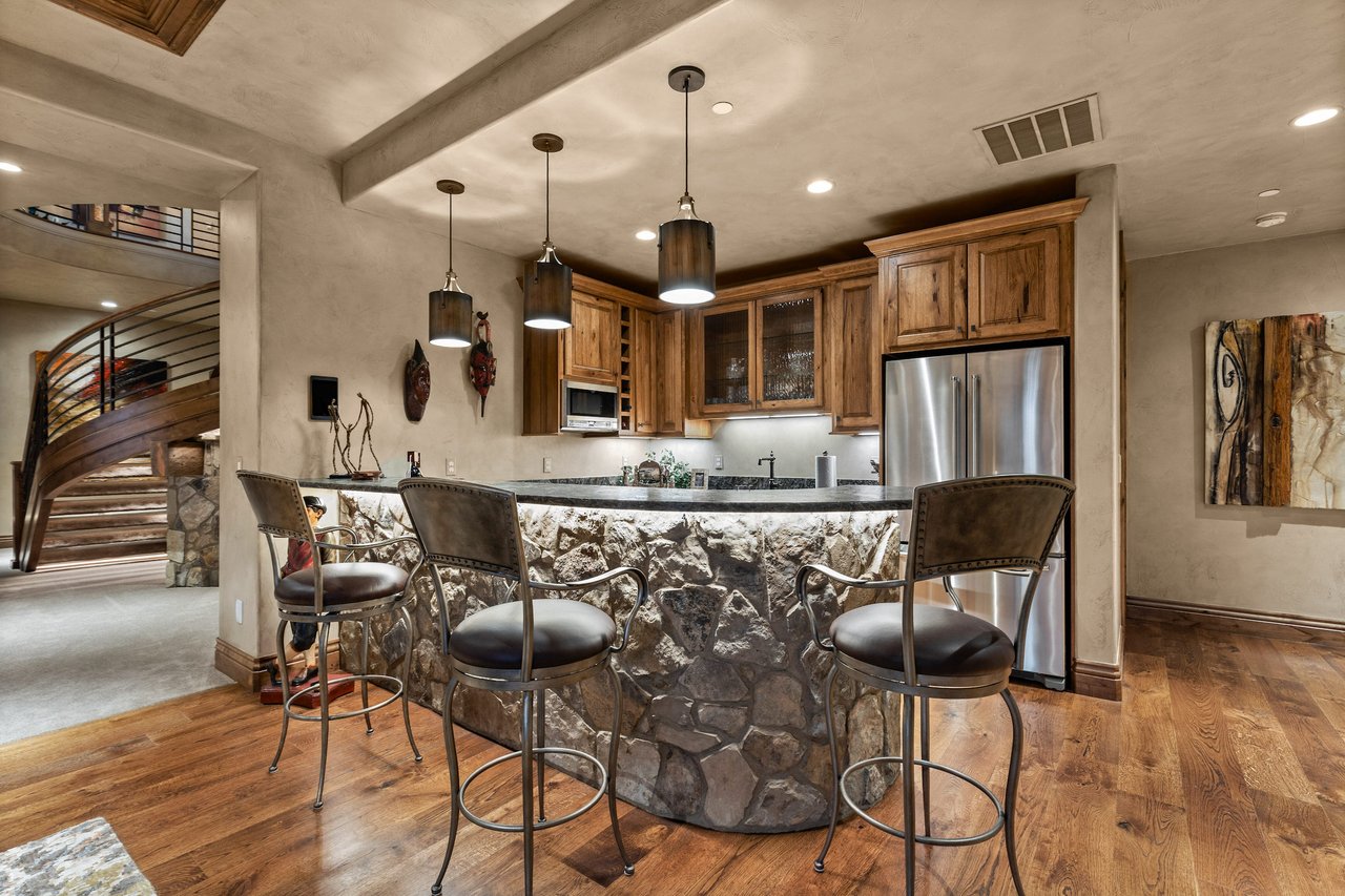 11328 Dante Circle