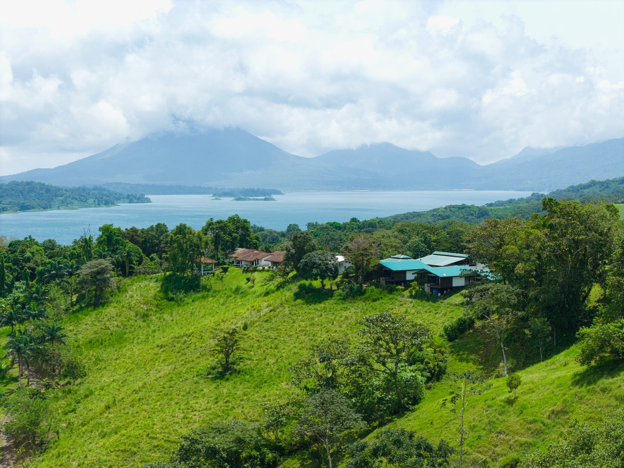 Rio Chiquito Ranch & Villas | 143-Hectare Ranch Estate with Villas, Forest & Full Infrastructure in Tilarán, Costa Rica