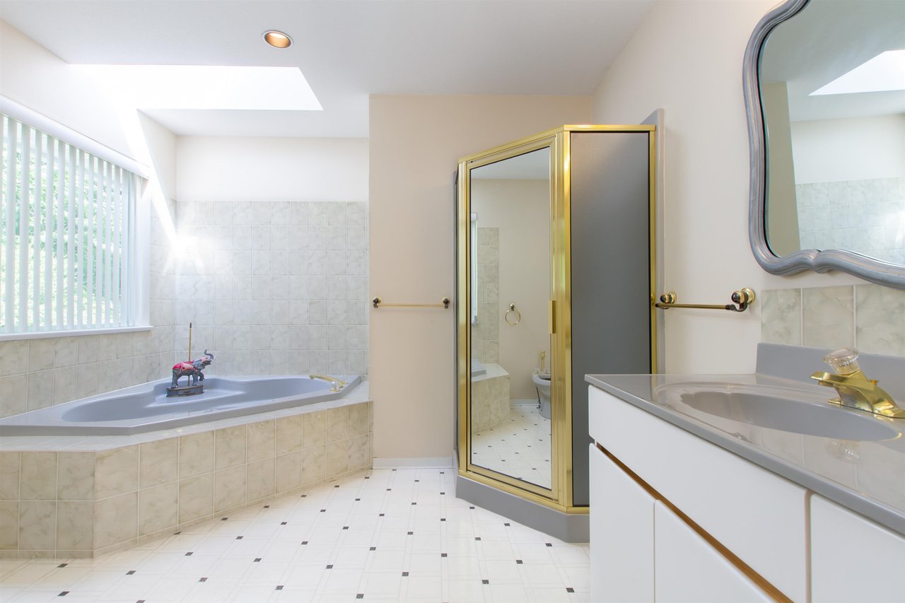 40038 Plateau Dr