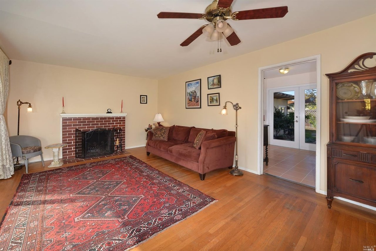3109 Rocklin Dr
