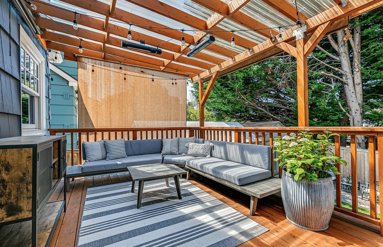 3425 41st Ave SW