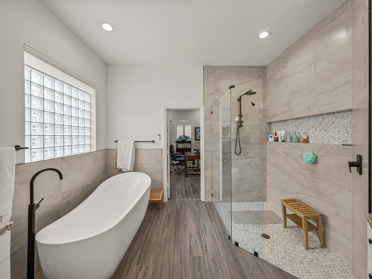 13228 THOROUGHBRED DR