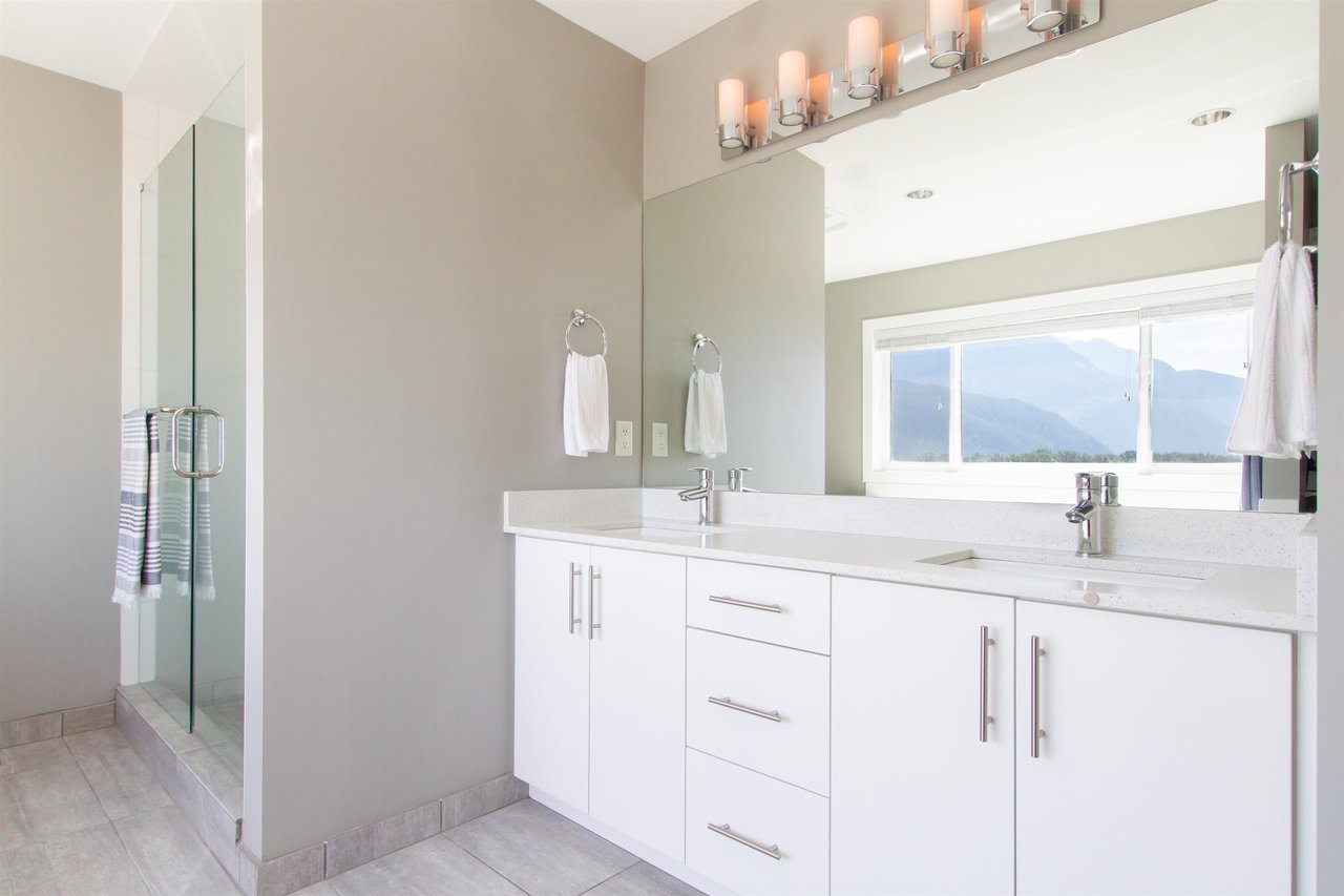 41150 Rockridge Pl