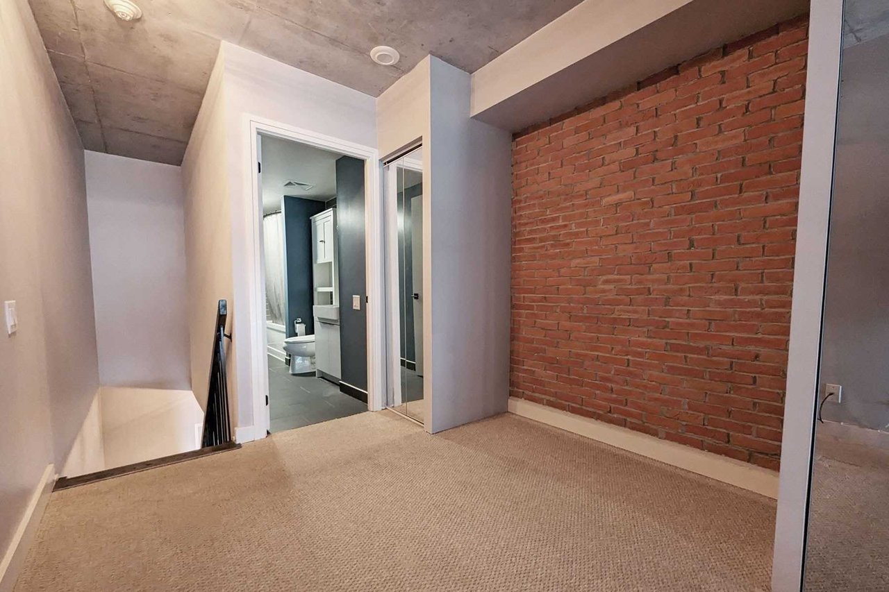 5 Hanna Ave, Ste 648