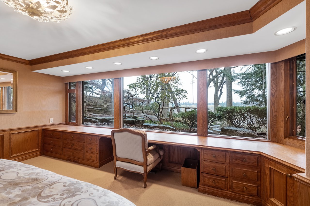 1000 Mississauga Heights Dr