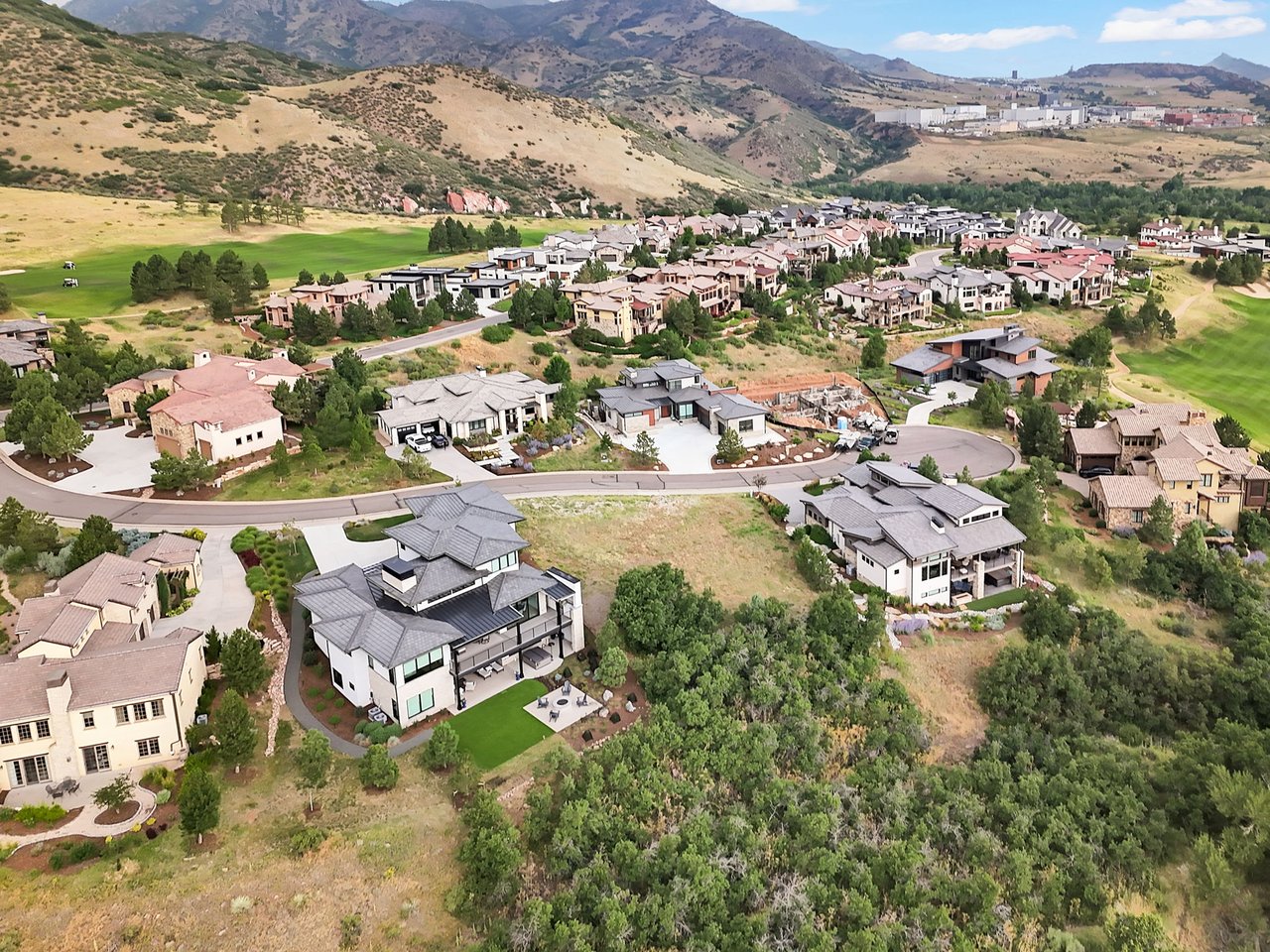 Beautiful Private Lot Near the 18th Hole