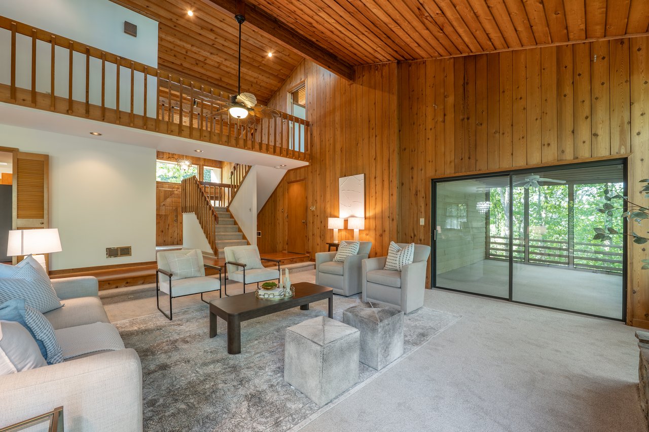 375 N Peak Drive