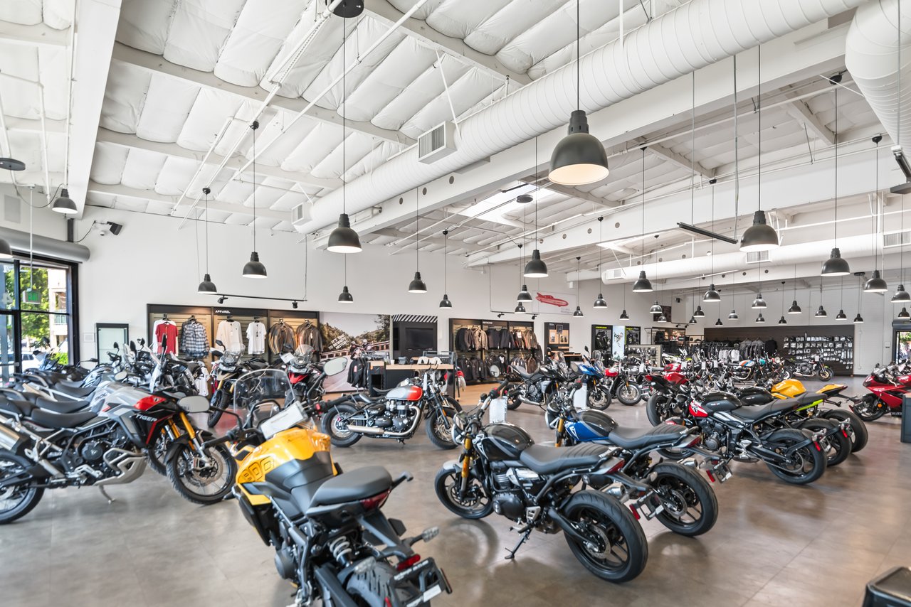 2 AUTO DEALERSHIP BUILDINGS FOR SALE