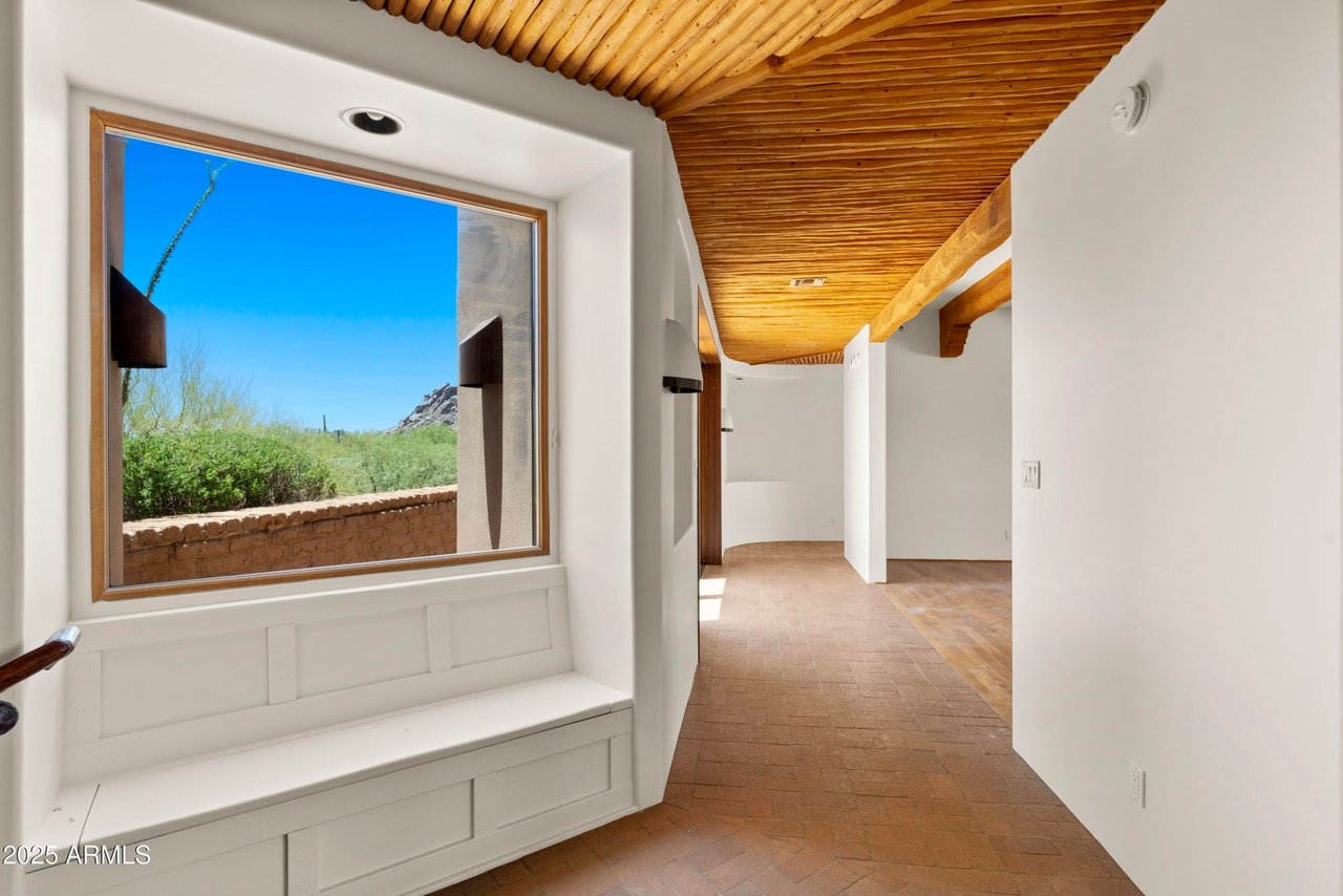 2304 FOX TAIL Trail