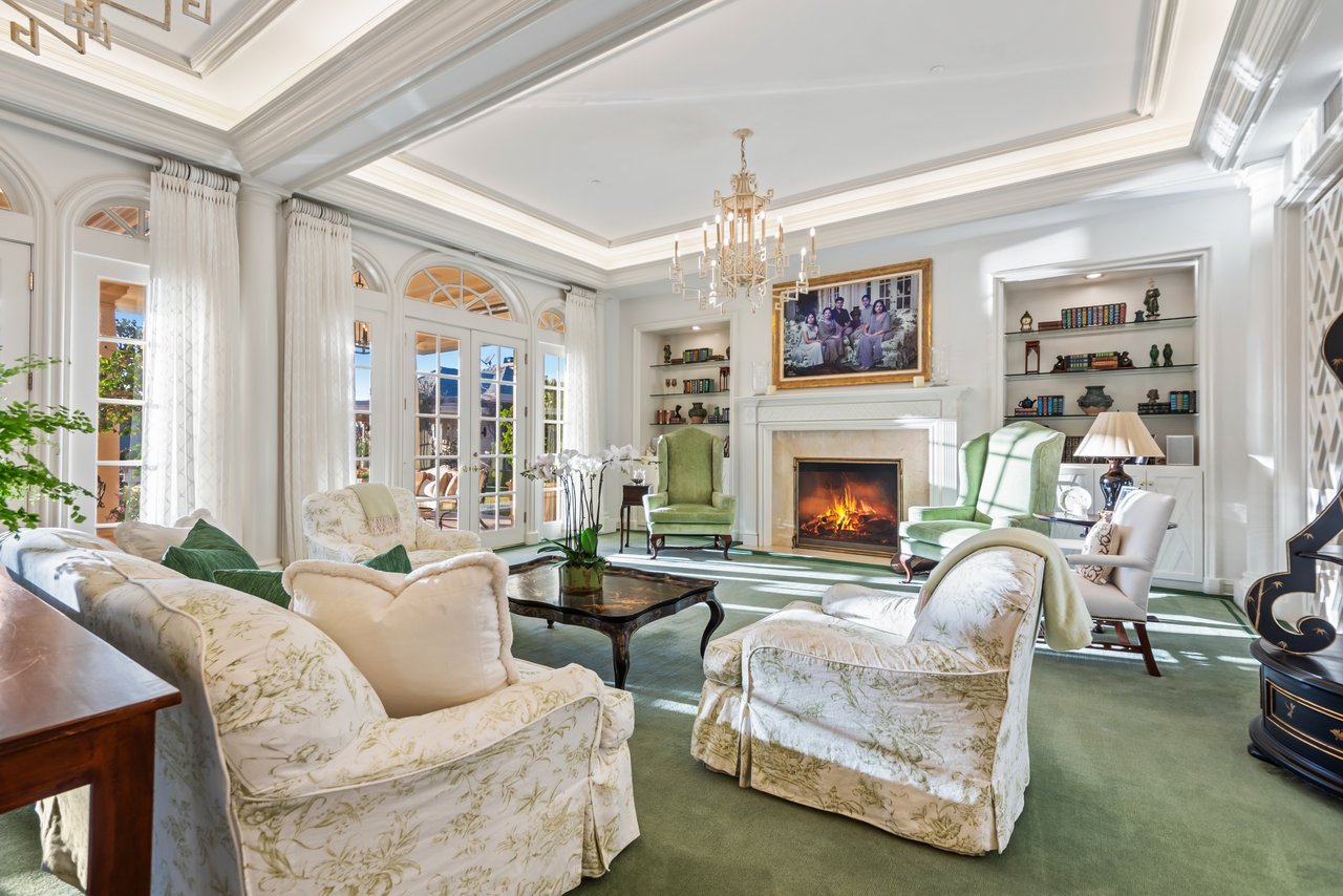 996 Vista Ridge Lane