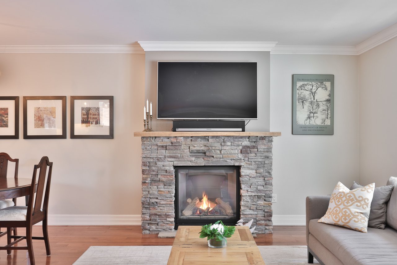 502 Bohemia Crescent, Oakville