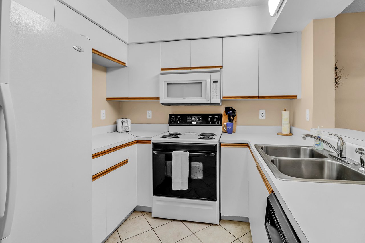 113 Wading Bird CIR # 105 Unit: W-105