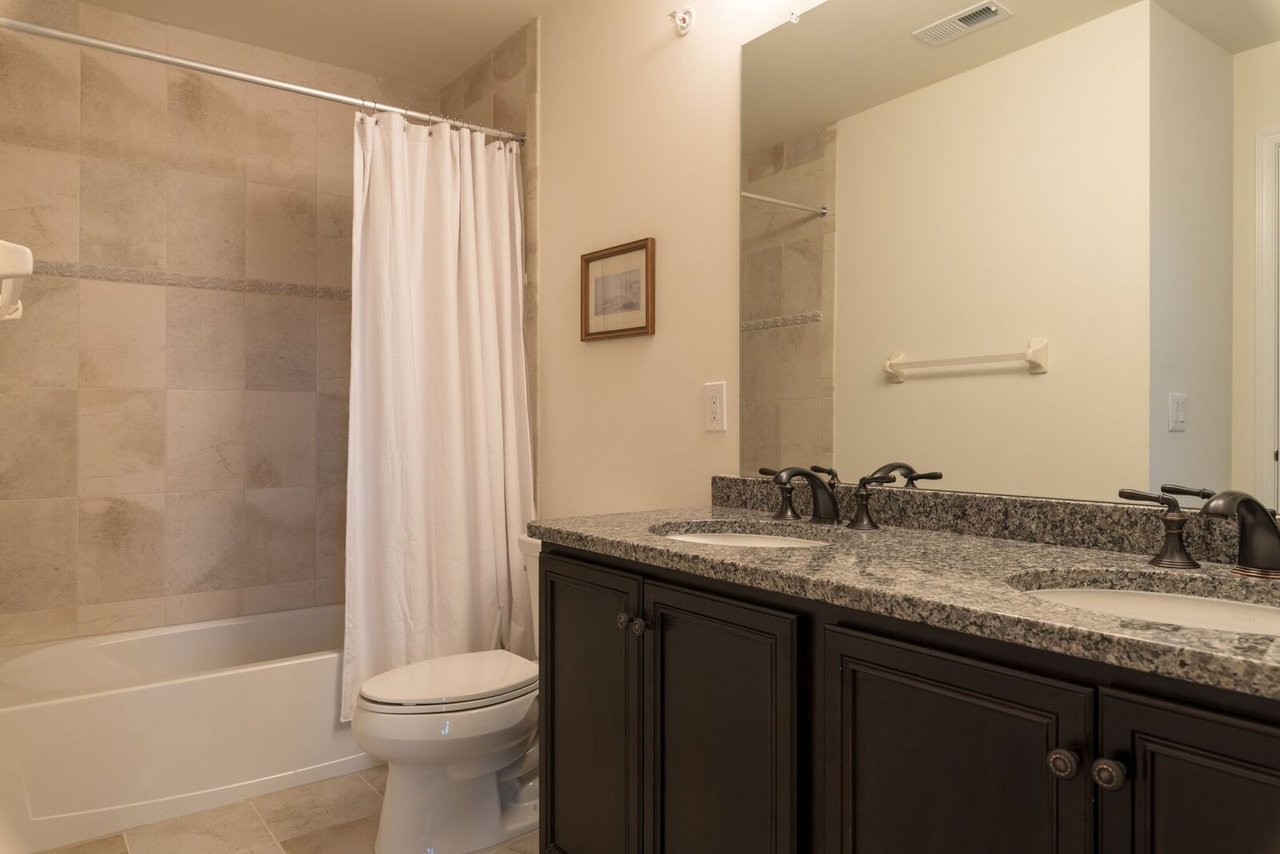 21 Woodstone Cir