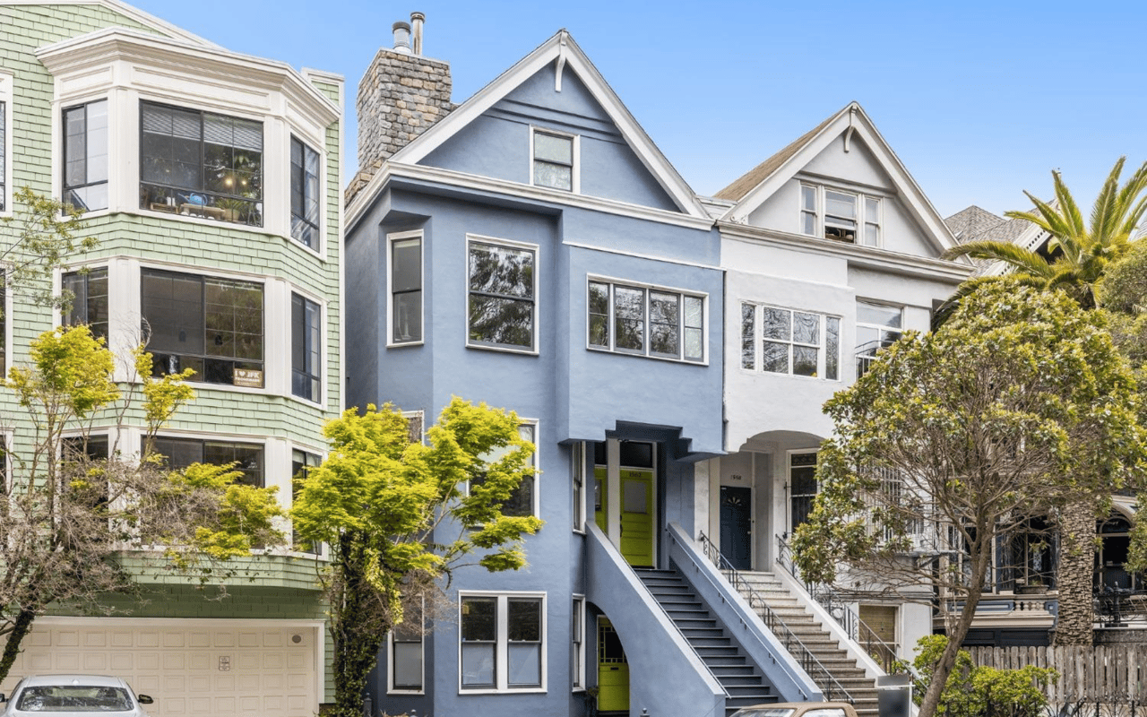 What to Consider When Eyeing a Charming Home in Historic Districts