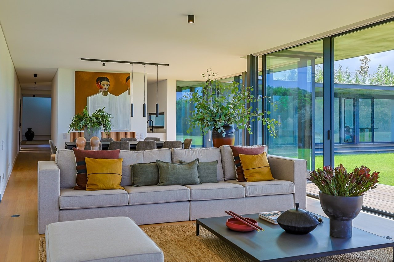 Japanese-Inspired Villa in Bom Sucesso Resort, Óbidos